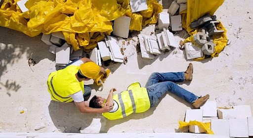 ş Kazası Nedir? İş Kazası Nedeniyle Maddi ve Manevi Tazminat Davası Nedir? Erzincan Avukat Nedir?