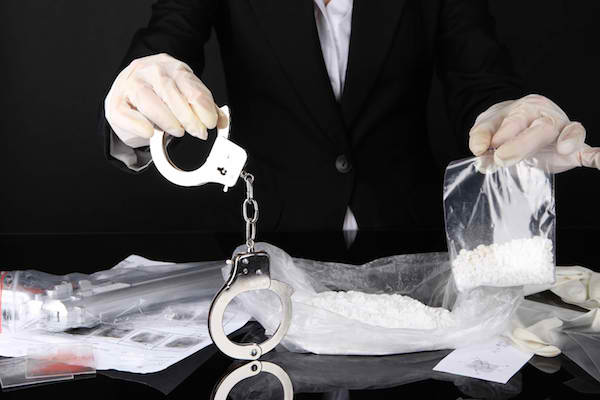 Uyuşturucu Madde Suçunda Kişisel Kullanım Sınırı Nedir?