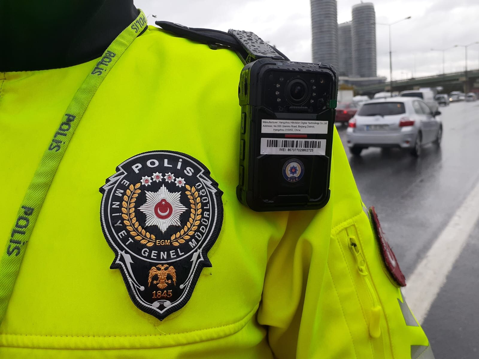 Polislerdeki Yaka Kamerası Yasal Mıdır?