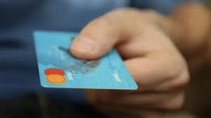 İBAN Kiralama Suçu ve Cezası: Hesabını Kullandıran Kişi Hangi Risklerle Karşılaşır?