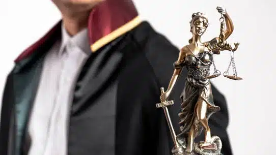 Zorunlu Müdafii Nedir? Hangi Hallerde Avukat Atanır, Haklar Nelerdir?